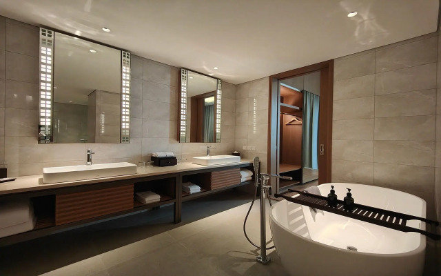 Ra Suites Simatupang