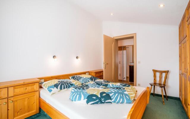 Apartment in Bramberg am Wildkogel near Badesee Hollersbach