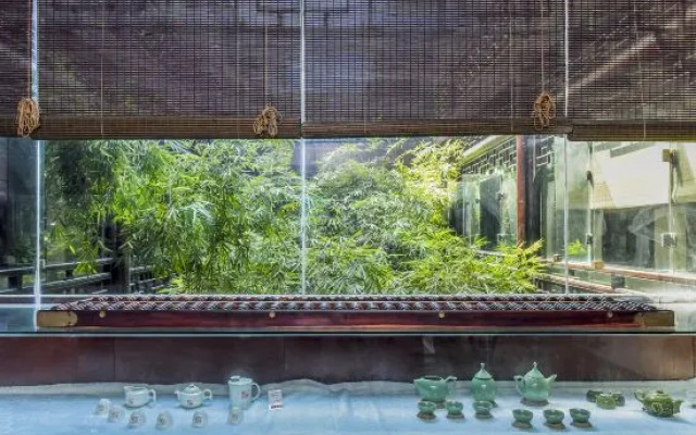 Shangsu Yuehulou Inn (Yueyang Building Scenic Area)