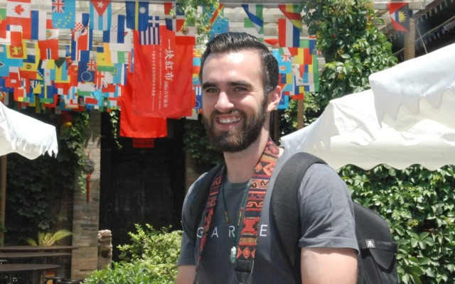 A Piece of Red Cloth Youth Hostel