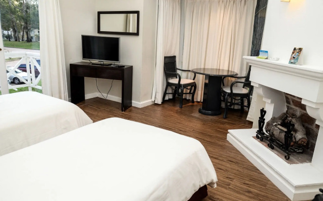 Solanas Punta Del Este & Crystal Beach