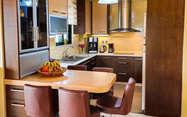 Villa Aitheras - Mountain View & Garden