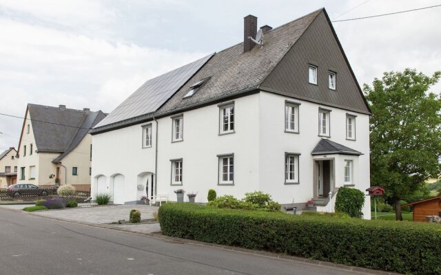 Beautiful Apartment in Morscheid-riedenburg
