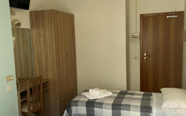 Hotel Blue Ribbon