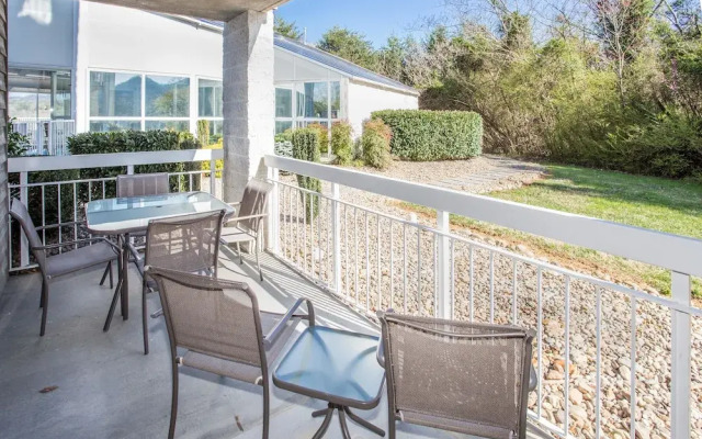 Whispering Pines 311