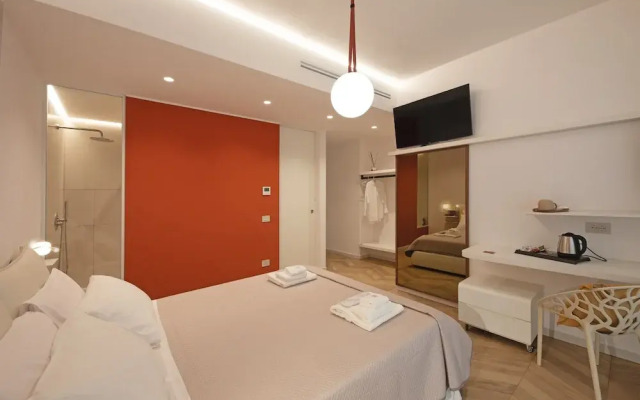 Elisea Your City Escape