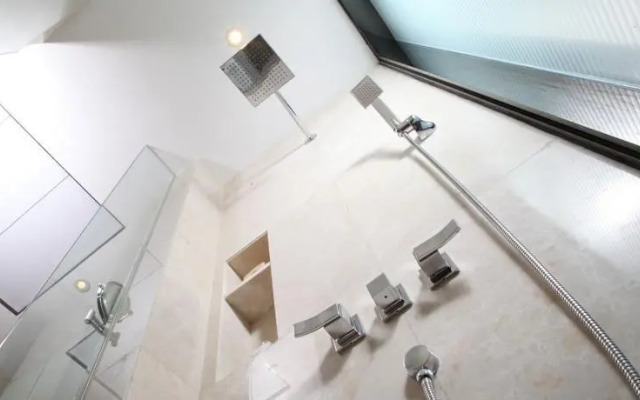 Guangzhou Yicheng Poly Zhonghui Apartment