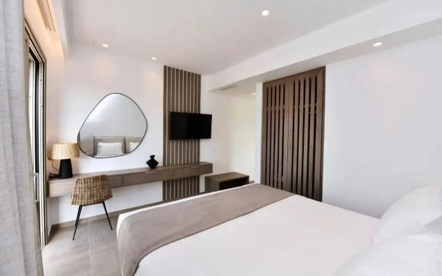 Anais Milos Suites