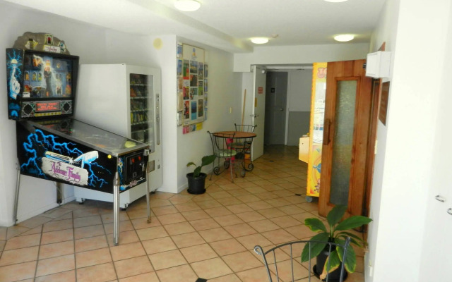 Beachside Resort - Kawana Waters
