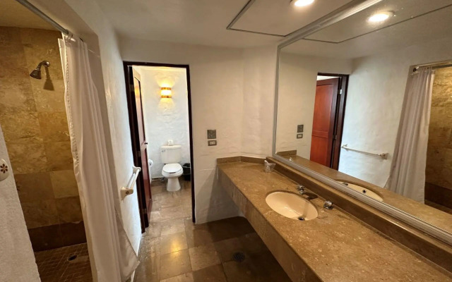Hotel Quijote Inn