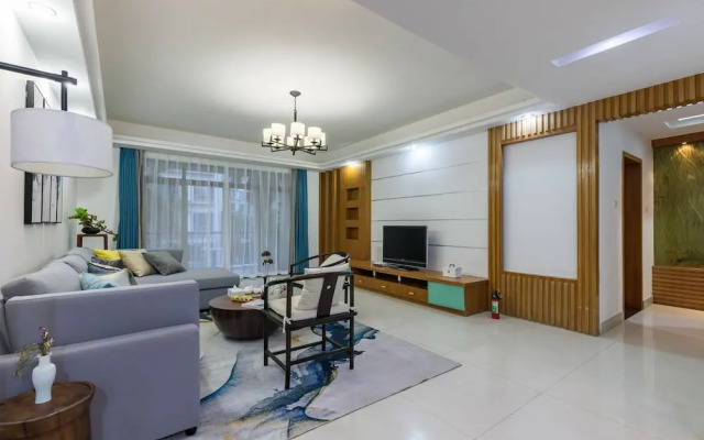 Locals Boutique Apartment Huafa Plaza 21