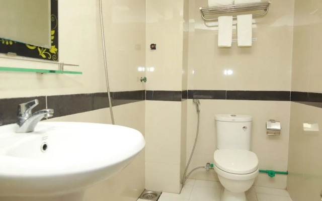 Cong Thuong Hotel