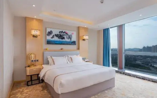 Huatailin Hotel