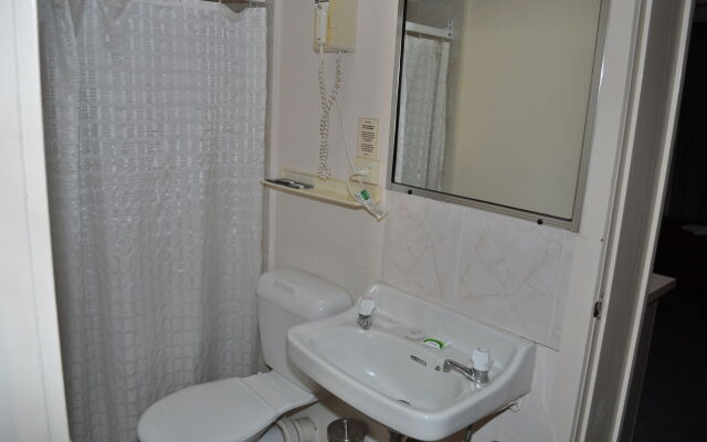 Black Dolphin Motel & Apartments