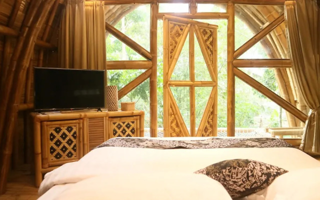 The Osing Bamboo - A Liberta Collection