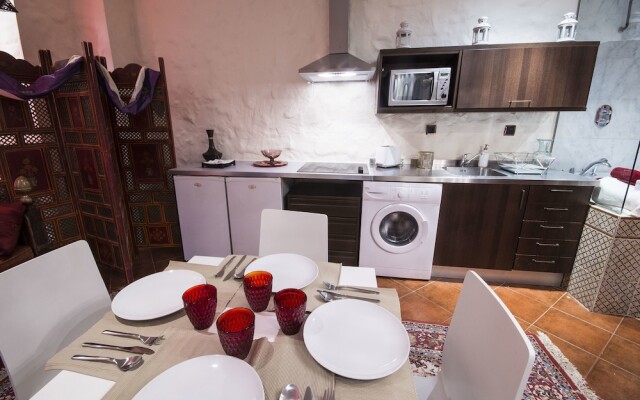 Alaia Holidays Apartments & Suite Caballero de Gracia