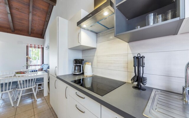 Stunning Home in Cervar Porat With Wifi and 2 Bedrooms