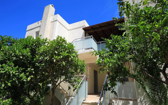Summer in Garden Suites & Beach Hotel