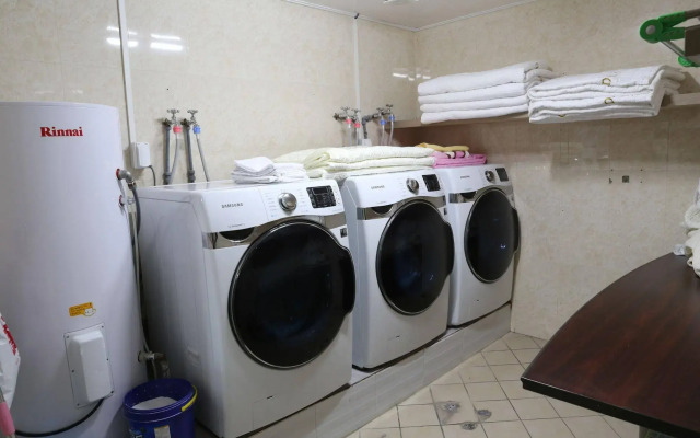 Grand Field Residence Hostel