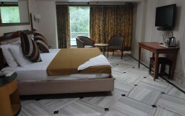 Royal Park Hotel