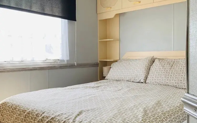 Fantasy Island Caravan Hire