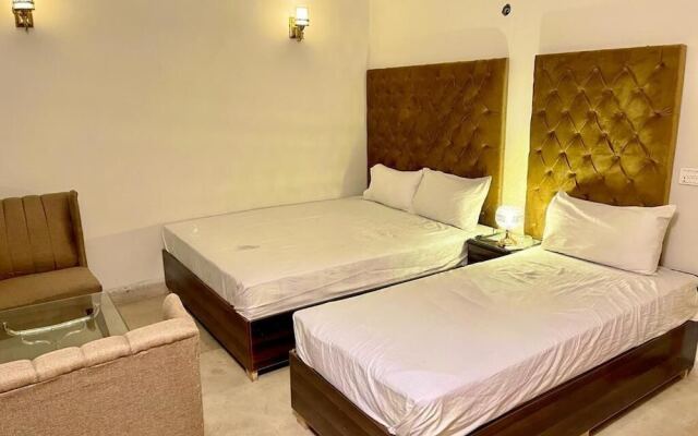 Hotel Doves Inn Garden Town Lahore