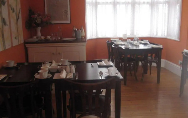 Hill House Guest House
