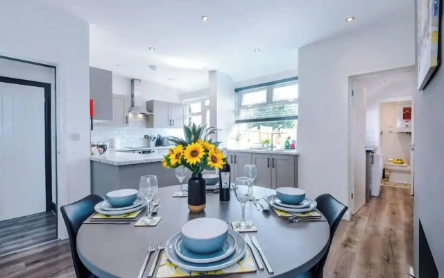 127 Minshull New Road