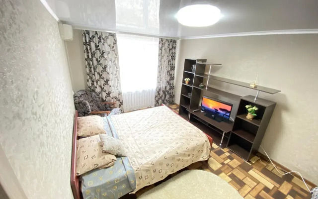 Уютный дом на проспекте Бумажников, д.17