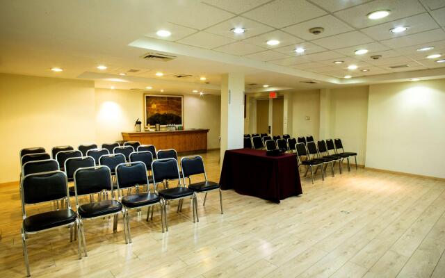 Best Western Plus Monterrey Colon
