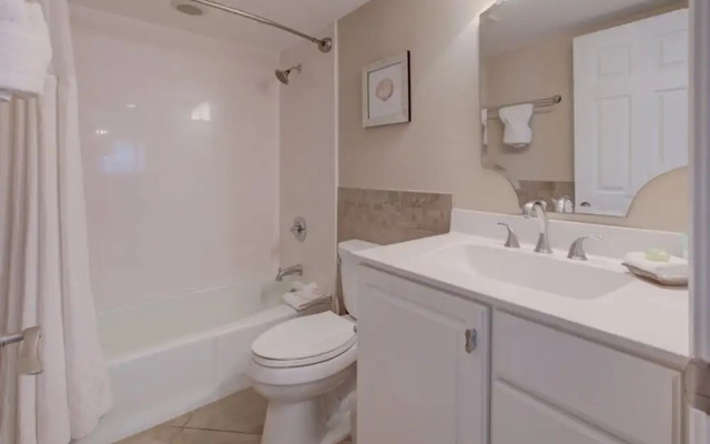 Huntington By The Sea 207