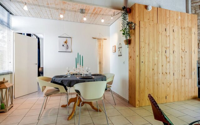 Cozy Holiday Home in Kortgene near Lake Veerse