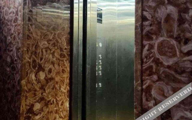 Yajiang Guya Shengshan Hotel