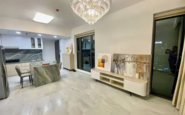 Genius Saigon - Luxury Apt walk to SECC