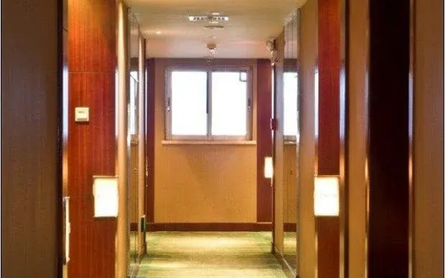 Minqiao Hotel