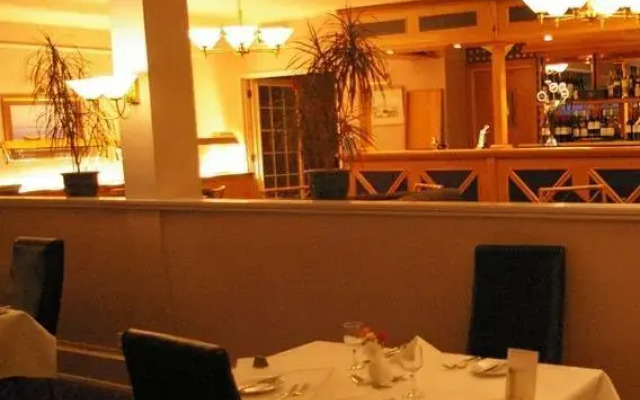 The Waverley Hotel