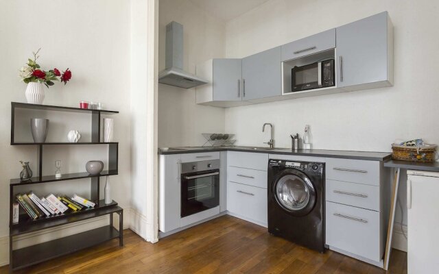 Modern 2 Room Apartment of 38m² - Lyon