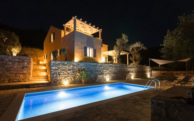 Villa Authentica