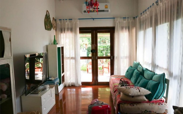Good Mood House – Guest Rooms – Chiang Mai