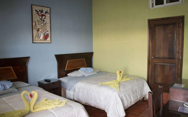 Hotel La Ribiera del Lago Peten Itza