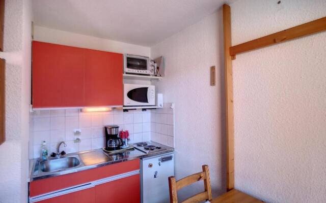 Appartement Les Menuires, 1 pièce, 3 personnes - FR-1-178-40