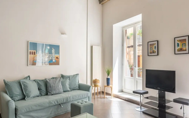 Metam Apartment in the City Center