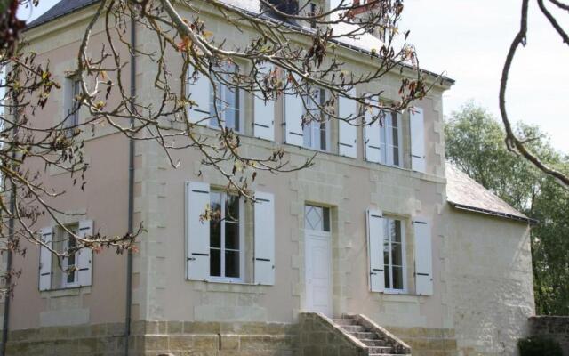 Gîte Beaumont en Véron 3 pièces 5 personnes FR 1 381 445