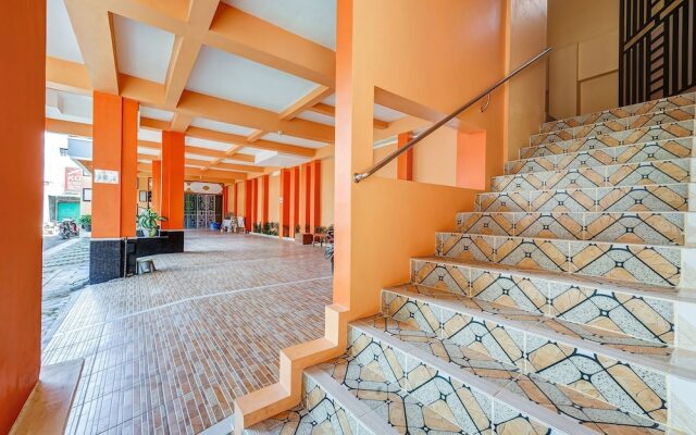 OYO 90768 Endrayanti Inn Syariah