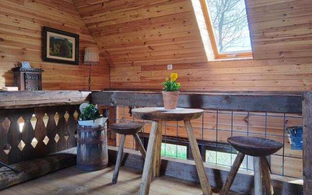 Big family Apartment in Breb's Cosy Barn