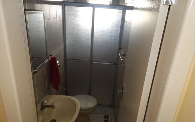 Apartment 2D with 1 Suite & View - 235
