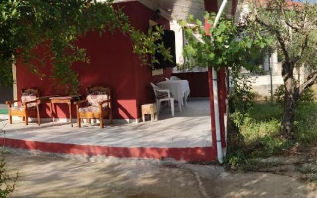 Eva's House