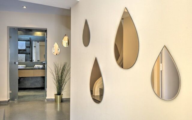 Aria Plaka Residence
