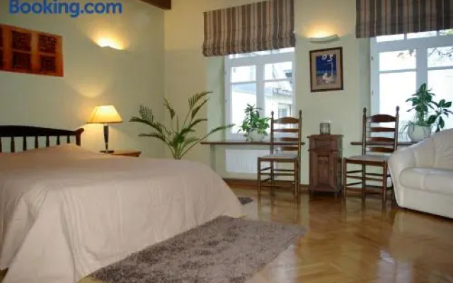 Pilies Apartment