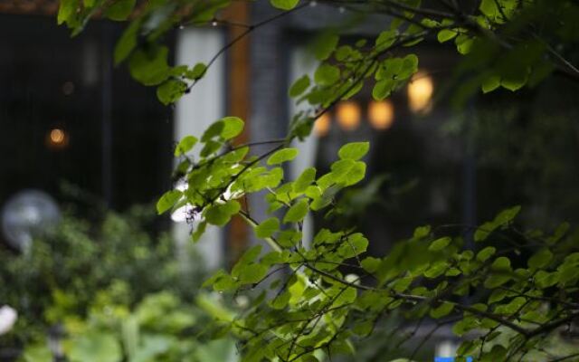 Wuxi Dayin Mountain Residence Garden Homestay